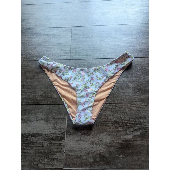 J. CREW RE-IMAGINED Curved Waist Cheeky Bikini Bottom Cloud Meadow Floral - Picture 2 of 4